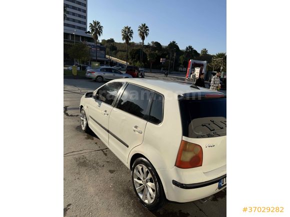 Sahibinden Volkswagen Polo 1.4 Basicline 2005 Model  312.000 km Beyaz