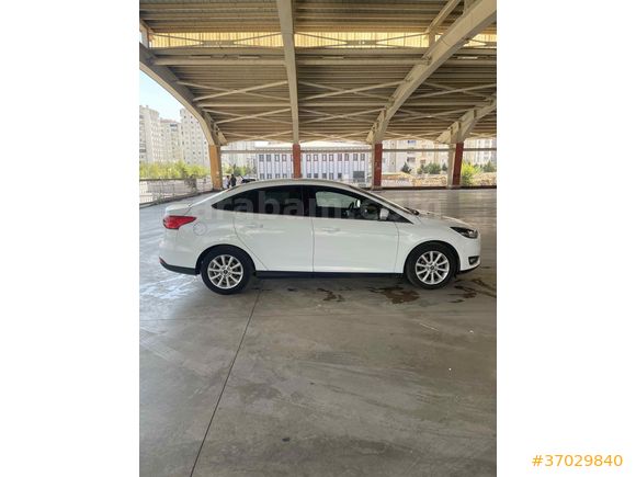 Sahibinden Ford Focus 1.6 TDCi Titanium 2016 Model Gaziantep 195.000 km Beyaz