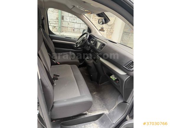 Sahibinden Peugeot Expert Traveller 2.0 BlueHDI 2023 Model 