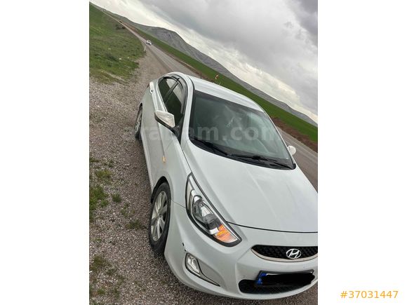 Sahibinden Hyundai Accent Blue 1.6 CRDI Mode Plus 2018 Model 