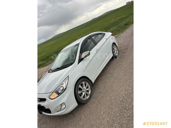 Sahibinden Hyundai Accent Blue 1.6 CRDI Mode Plus 2018 Model 