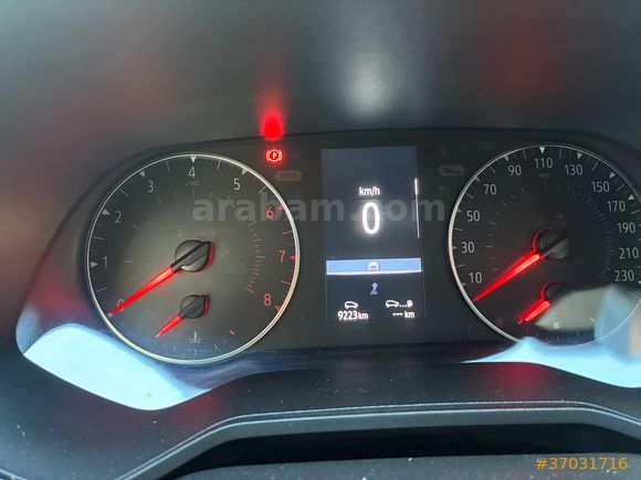 Sahibinden Renault Clio 1.0 SCe Joy 2023 Model 