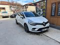2.Sahibinden Renault Clio 1.5 dCi Icon (Carplay, Android Auto, Ön Park Sensörü)