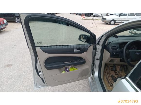 Sahibinden Ford Focus 1.6 Trend 2006 Model