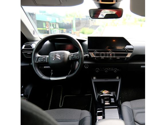 Hatasız Citroen e-C4 X Shine Bold 2024 Model 