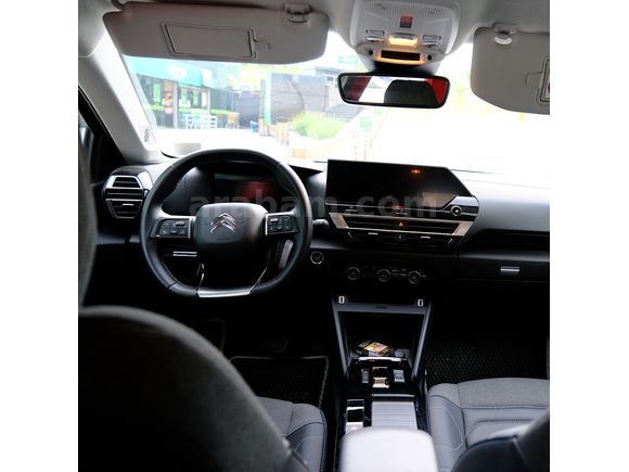 Hatasız Citroen e-C4 X Shine Bold 2024 Model 