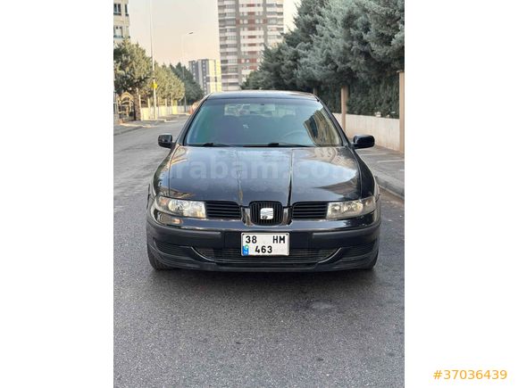 Sahibinden Seat Leon 1.6 Stella 2001 Model  327.000 km Siyah