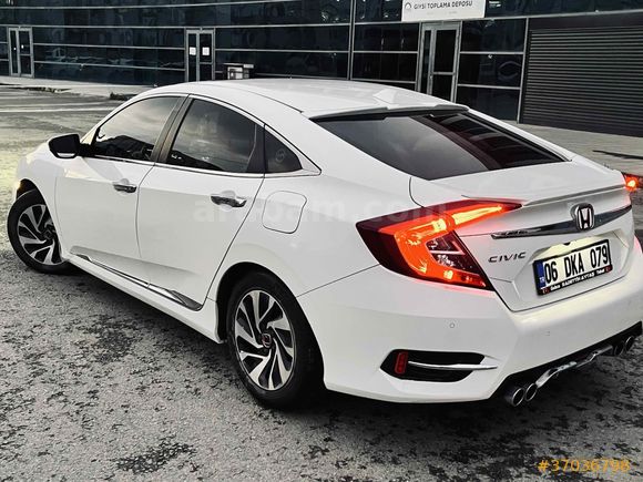 Sahibinden Honda Civic 1.6 i-VTEC Executive 2018 Model  122.000 km Beyaz