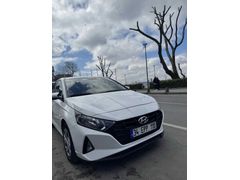 Sahibinden Hyundai i20 1.4 MPI Jump 2021 Model İstanbul 90.000 km Beyaz