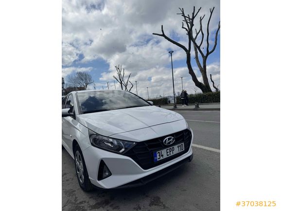 Sahibinden Hyundai i20 1.4 MPI Jump 2021 Model İstanbul 90.000 km Beyaz