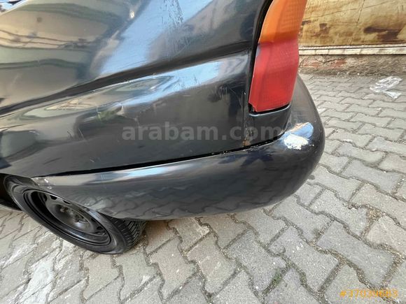 Sahibinden Ford Escort 97 1.8 CLX 250.000 km Lacivert