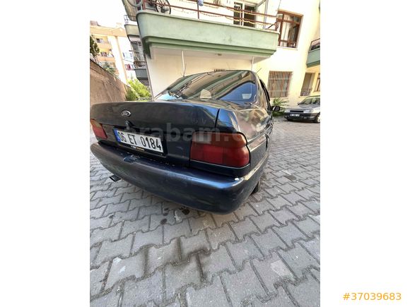 Sahibinden Ford Escort 97 1.8 CLX 250.000 km Lacivert