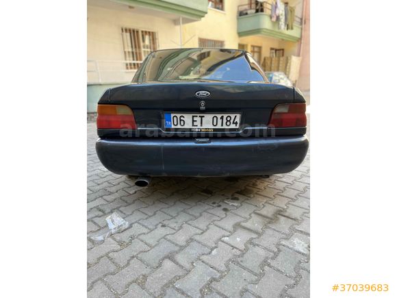 Sahibinden Ford Escort 97 1.8 CLX 250.000 km Lacivert