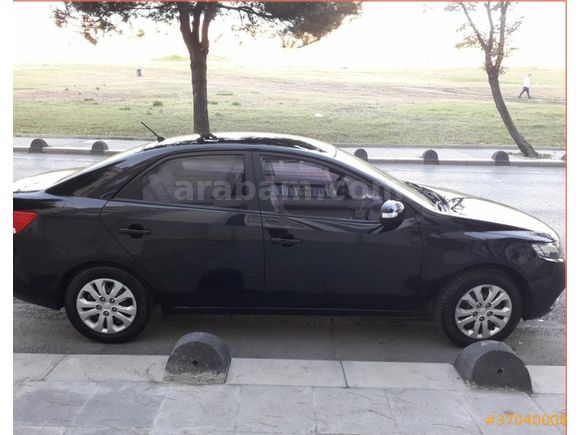 Sahibinden Kia Cerato 1.6 GSL Concept 2011 Model  299.000 km Siyah