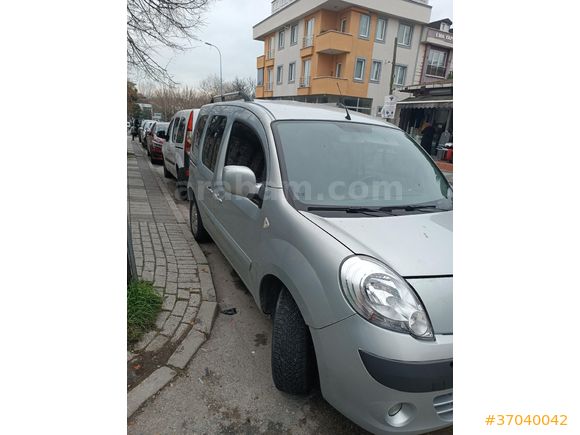 Sahibinden Renault Kangoo Multix 1.5 dCi Extreme 2011 Model