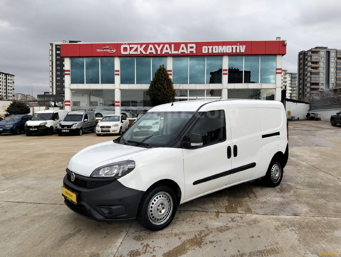 ÖZKAYALAR 2021 MODEL FİAT DOBLO CARGO 1.3 M.JET MAXİ PLUS ÇİFT SÜRGÜLÜ KLİMALI ADETLİ