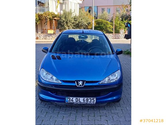 (Akademisyenden) Peugeot 206 1.4 X-Design 2006 Model 