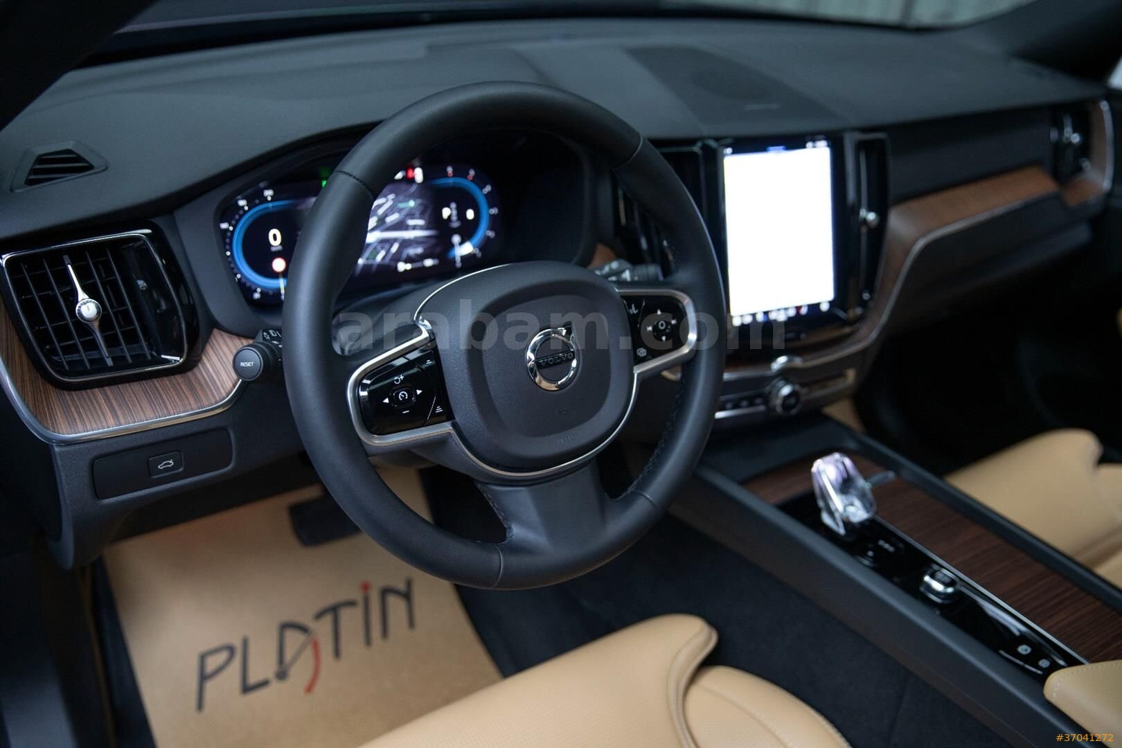 BAYİ 2024 XC 60 B5 P. DARK SOGUTMA_360K._HARMAN_8.250KM 3