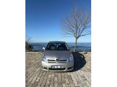 Sahibinden Toyota Corolla 1.6 Verso 2004 Model