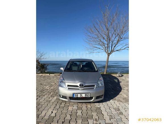 Sahibinden Toyota Corolla 1.6 Verso 2004 Model