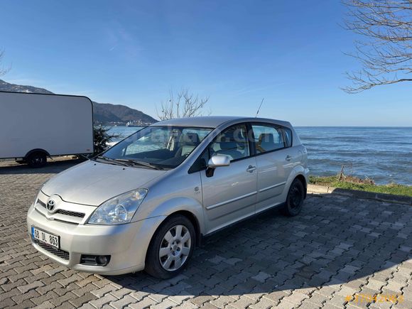 Sahibinden Toyota Corolla 1.6 Verso 2004 Model
