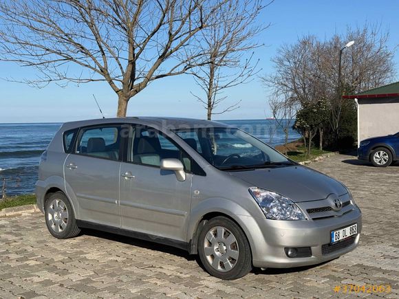 Sahibinden Toyota Corolla 1.6 Verso 2004 Model