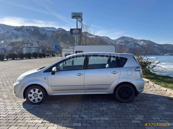 Sahibinden Toyota Corolla 1.6 Verso 2004 Model