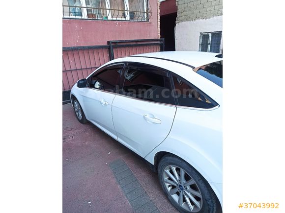 Sahibinden Ford Focus 1.6 TDCi Titanium 2015 Model Ağrı