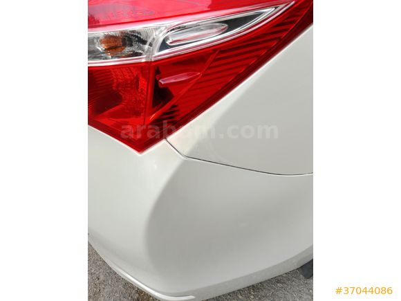Sahibinden Toyota Corolla 1.4 D-4D Touch 2015 Model Adana
