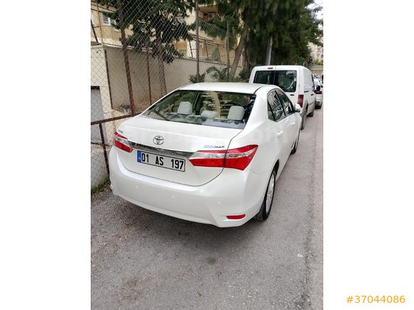 Sahibinden Toyota Corolla 1.4 D-4D Touch 2015 Model Adana