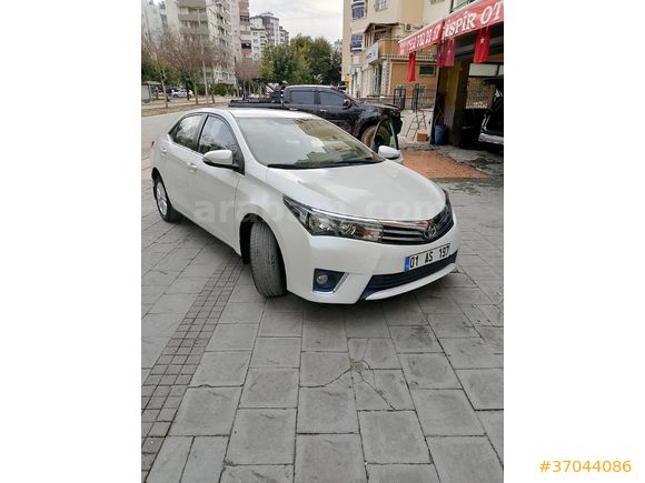 Sahibinden Toyota Corolla 1.4 D-4D Touch 2015 Model Adana