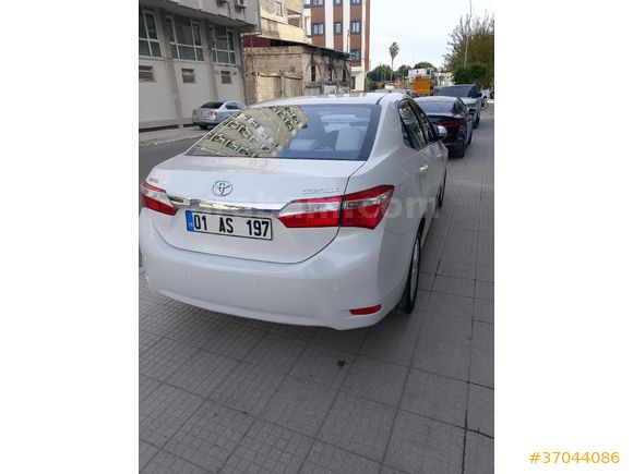 Sahibinden Toyota Corolla 1.4 D-4D Touch 2015 Model Adana