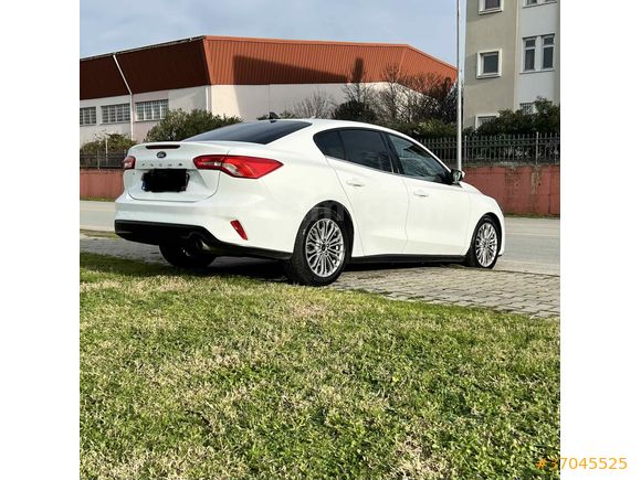 Sahibinden Ford Focus 1.5 TDCi Titanium 2020 Model 