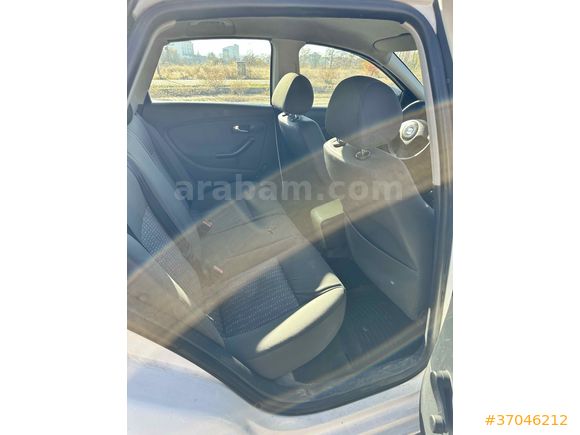 Sahibinden Seat Ibiza 1.2 Reference 2006 Model  275 bin km Beyaz