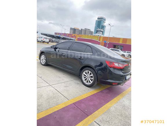 Sahibinden Renault Megane 1.5 Blue DCI Touch 2020 Model 