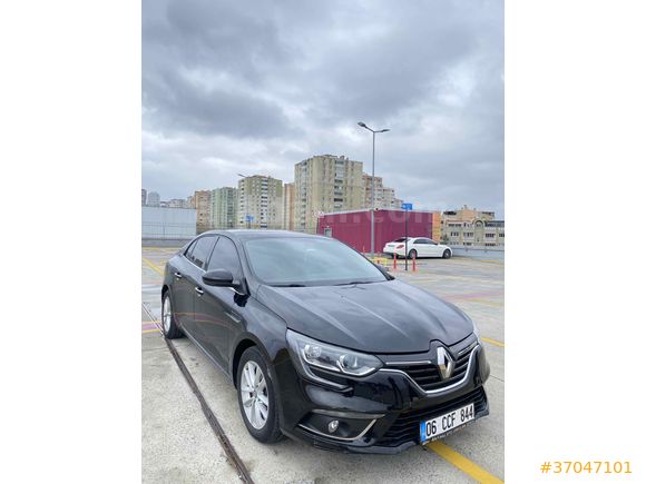 Sahibinden Renault Megane 1.5 Blue DCI Touch 2020 Model 