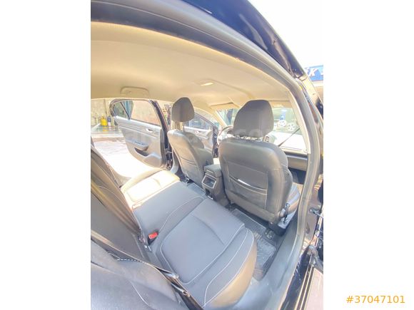 Sahibinden Renault Megane 1.5 Blue DCI Touch 2020 Model 