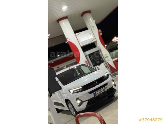 Sahibinden Opel Combo 1.5 CDTI Essential 2025 Model 