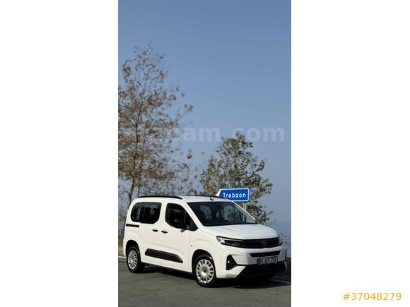 Sahibinden Opel Combo 1.5 CDTI Essential 2025 Model 