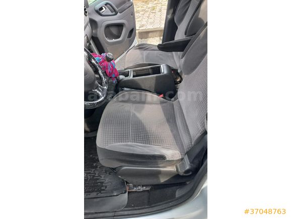 Sahibinden Citroen Berlingo 1.6 HDi Combi SX 2010 Model