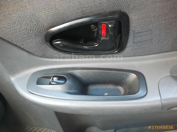 Sahibinden Hyundai Accent 1.5 CRDi Admire 2004 Model