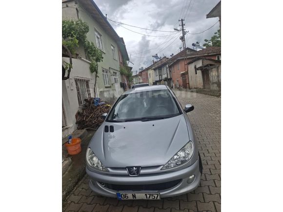 Sahibinden Peugeot 206 1.4 Feline 2007 Model  212.000 km Gri(Gümüş)
