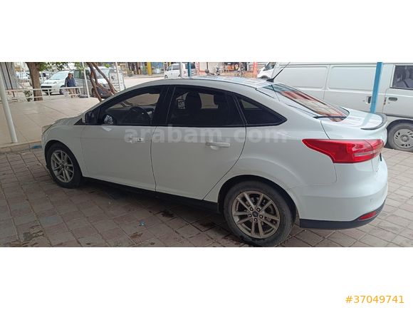 Sahibinden Ford Focus 1.6 TDCi Trend X 2015 Model