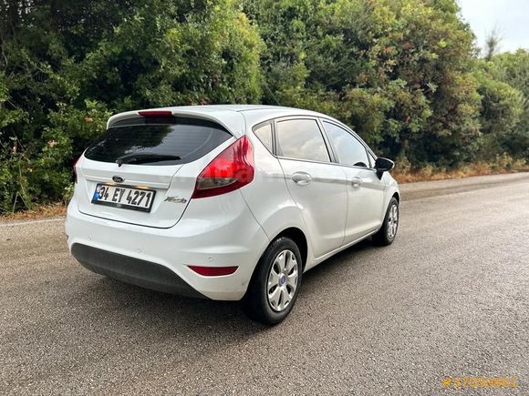 SAHİBİNDEN UYGUN FİYATA FORD FİESTA 2012 
