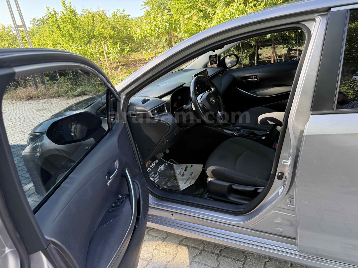 Galeriden Toyota Corolla 1.8 Hybrid Dream 2021 Model Malatya 101.000 km Gri (metalik) 7