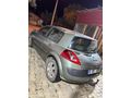 Sahibinden Renault Megane 1.4 Authentique 2005 Model İzmir