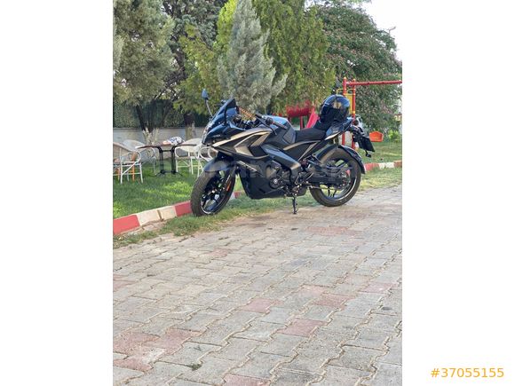 İhtiyaçtan dolayı.    
Bajaj Pulsar 200 RS Mardin