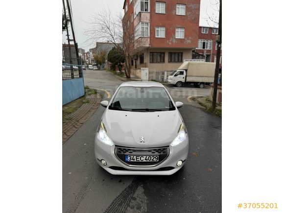 SON FİYAT Peugeot 208 1.6 E-HDi Allure 2012 Beyaz