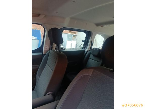 Sahibinden Fiat Doblo Combi 1.5 BlueHDi Easy 2023 Model