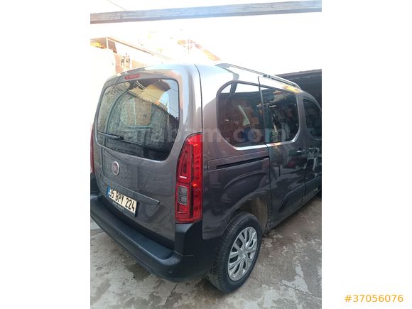 Sahibinden Fiat Doblo Combi 1.5 BlueHDi Easy 2023 Model